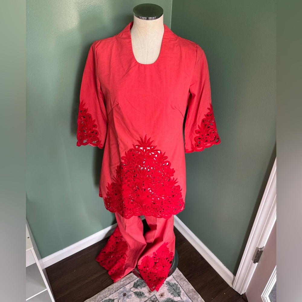 Two-Piece Vintage Embroidered Set